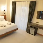 Q Alacati Luxury Alojamento de Acomodação e Pequeno-almoço 4*